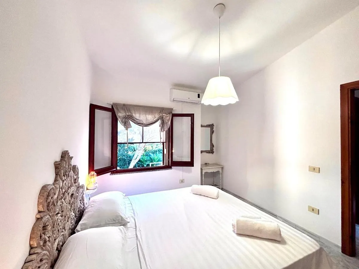 Villa Prestige, Pula, Sardegna Fort Village 0*,  Włochy